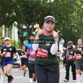 Runner Photo 3706581