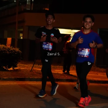 Runner Photo 3706585