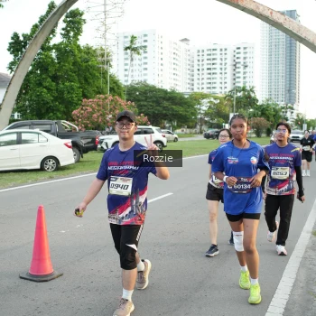 Runner Photo 3706587