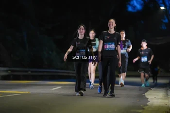 Runner Photo 3706590