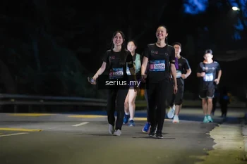 Runner Photo 3706592