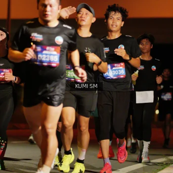 Runner Photo 3706596