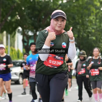 Runner Photo 3706598