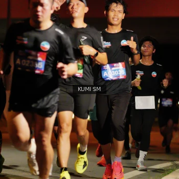 Runner Photo 3706618