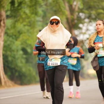 Runner Photo 3706619