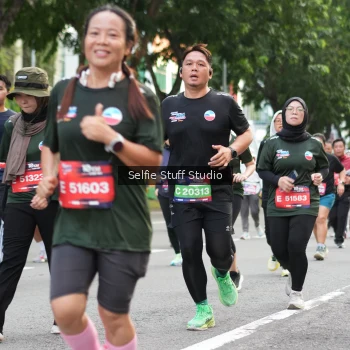 Runner Photo 3706626