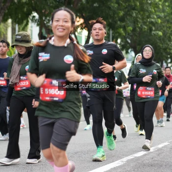 Runner Photo 3706628