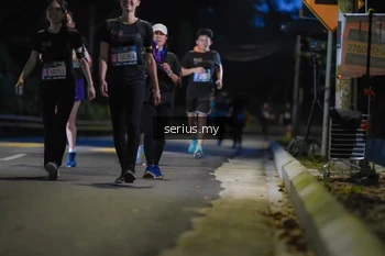 Runner Photo 3706642