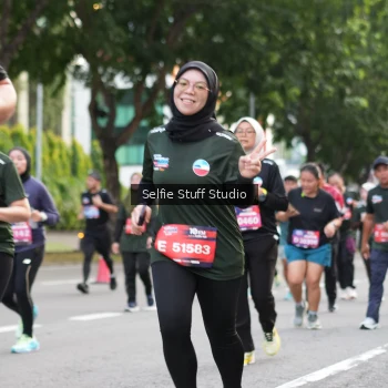 Runner Photo 3706644