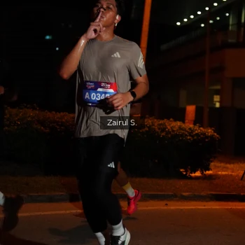 Runner Photo 3706659