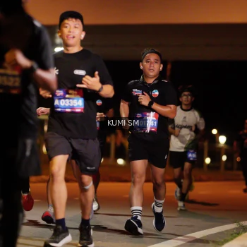 Runner Photo 3706660