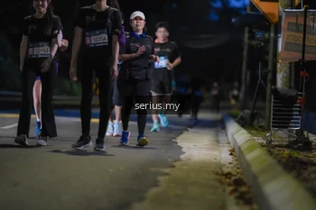 Runner Photo 3706663
