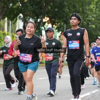 Runner Photo 3706678