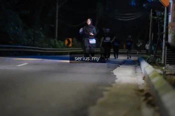 Runner Photo 3706684