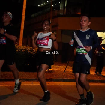 Runner Photo 3706685