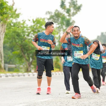 Runner Photo 3706711