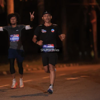 Runner Photo 3706713