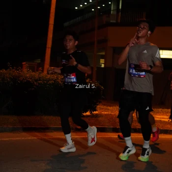 Runner Photo 3706719