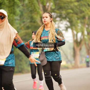 Runner Photo 3706733