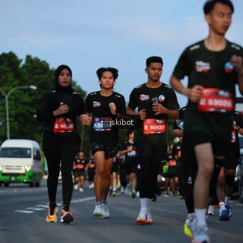 Runner Photo 3706740