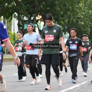 Runner Photo 3706775