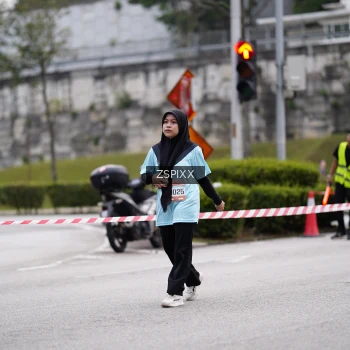 Runner Photo 3706789