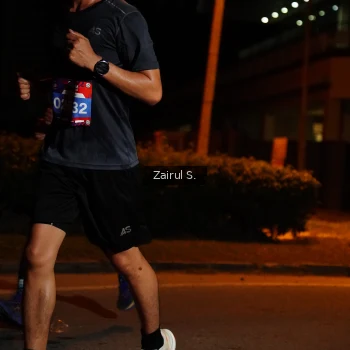 Runner Photo 3706796