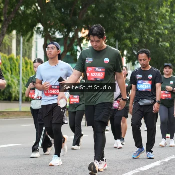 Runner Photo 3706805