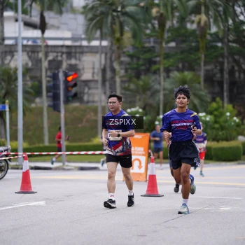 Runner Photo 3706838
