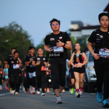 Runner Photo 3706848