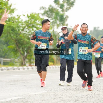 Runner Photo 3706854
