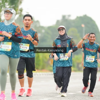 Runner Photo 3706870