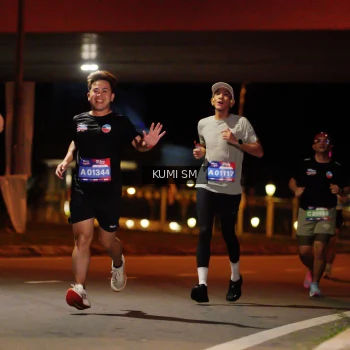 Runner Photo 3706873