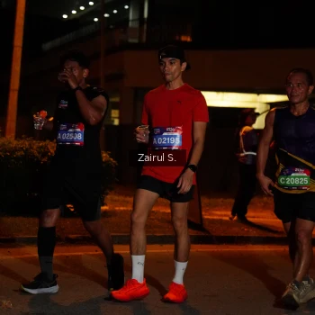 Runner Photo 3706876
