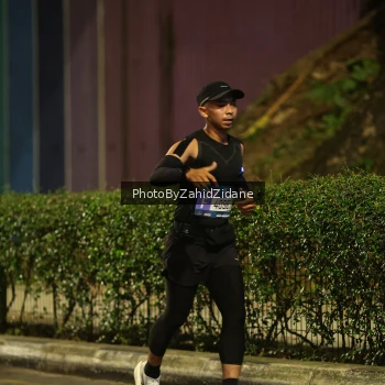 Runner Photo 3706890
