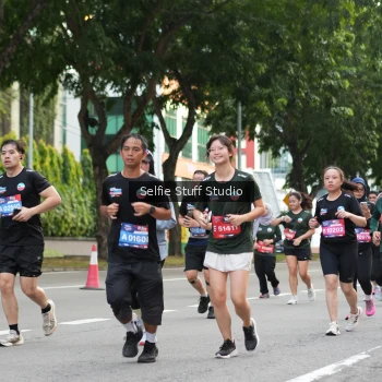 Runner Photo 3706899