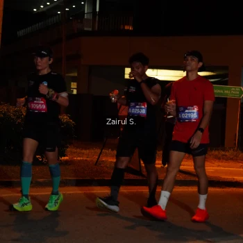 Runner Photo 3706909