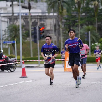 Runner Photo 3706911