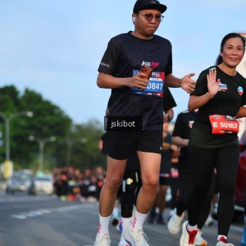 Runner Photo 3706915