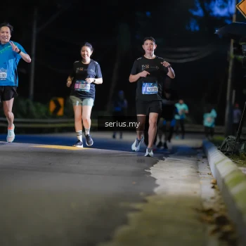 Runner Photo 3706922