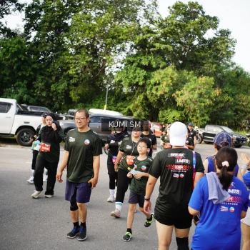 Runner Photo 3706923