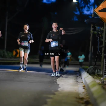 Runner Photo 3706924