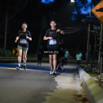 Runner Photo 3706930