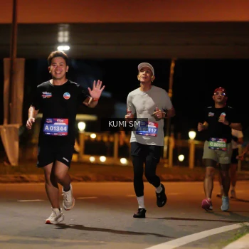 Runner Photo 3706934