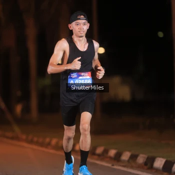 Runner Photo 3706950