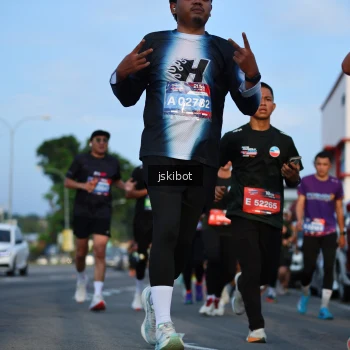 Runner Photo 3706957