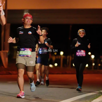 Runner Photo 3706966