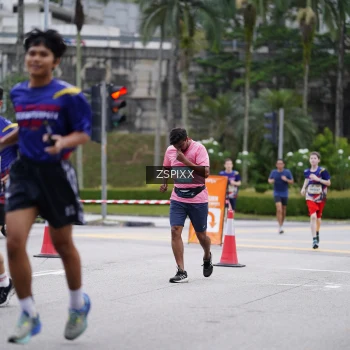 Runner Photo 3706967