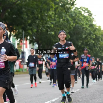 Runner Photo 3706976