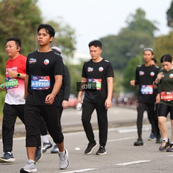 Runner Photo 3706994